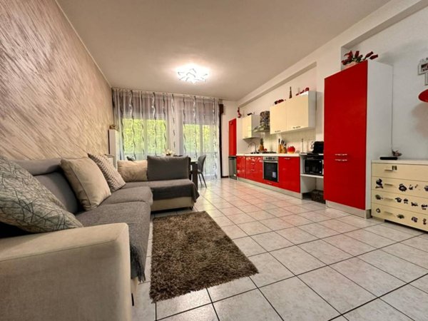 appartamento in vendita a Seveso in zona Baruccana