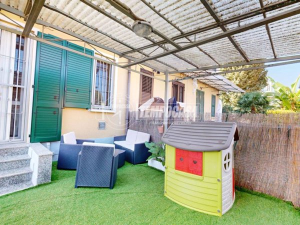 casa indipendente in vendita a Seveso in zona Baruccana