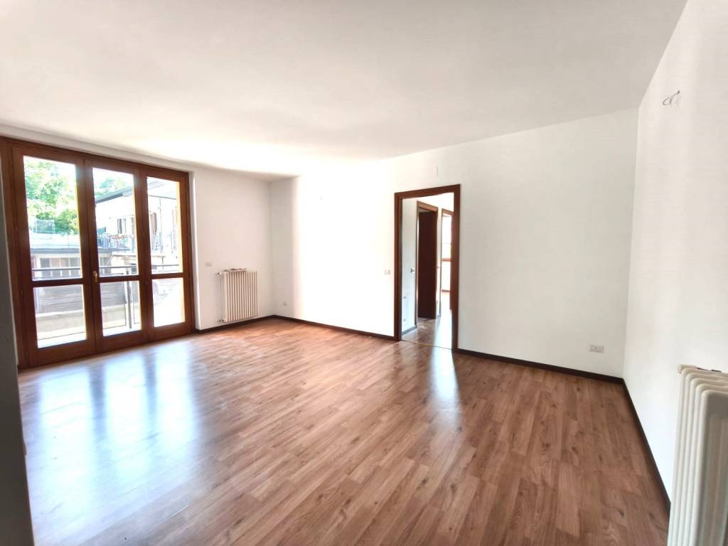 appartamento in vendita a Seveso in zona Baruccana