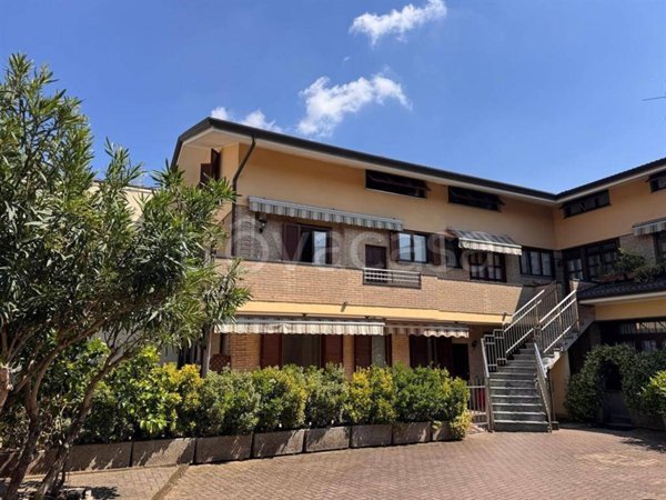 appartamento in vendita a Seveso in zona Baruccana