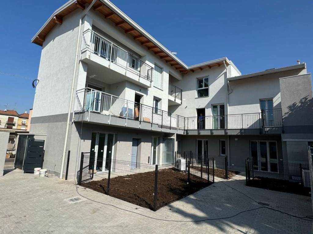 appartamento in vendita a Seveso in zona Baruccana