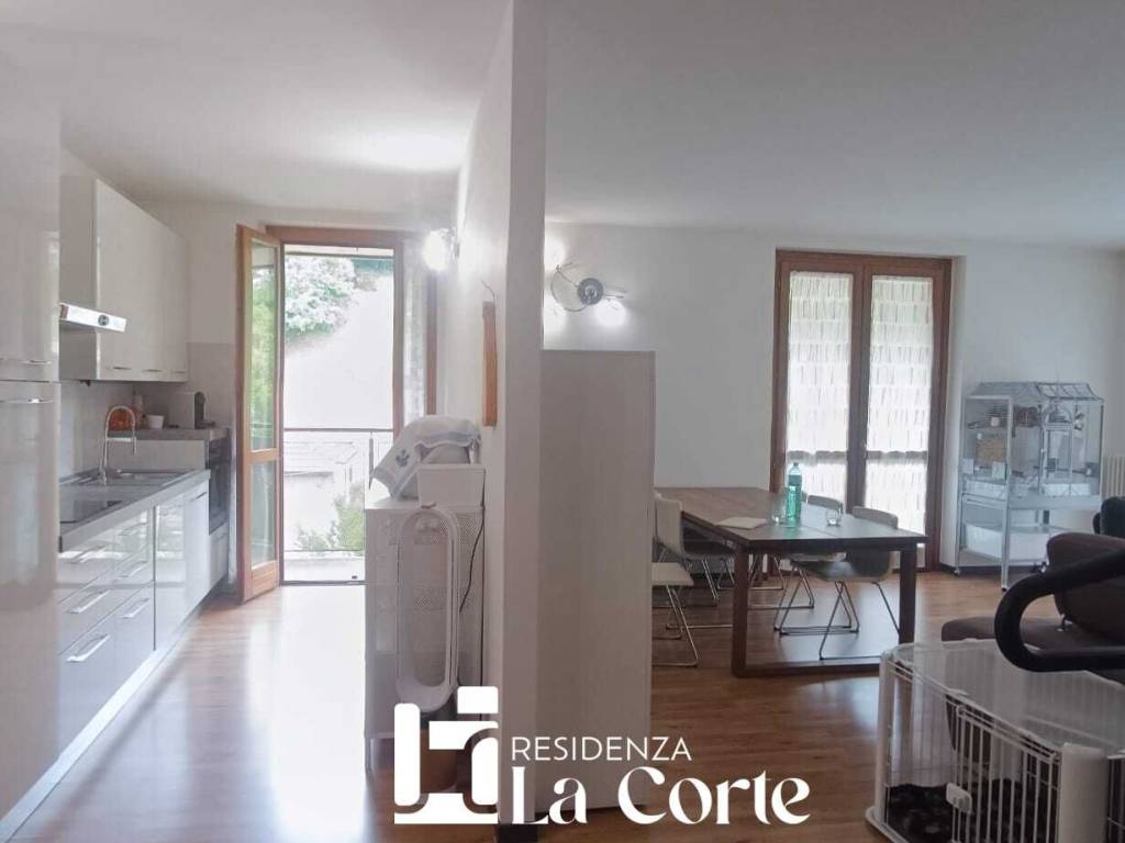 appartamento in vendita a Seveso in zona Baruccana