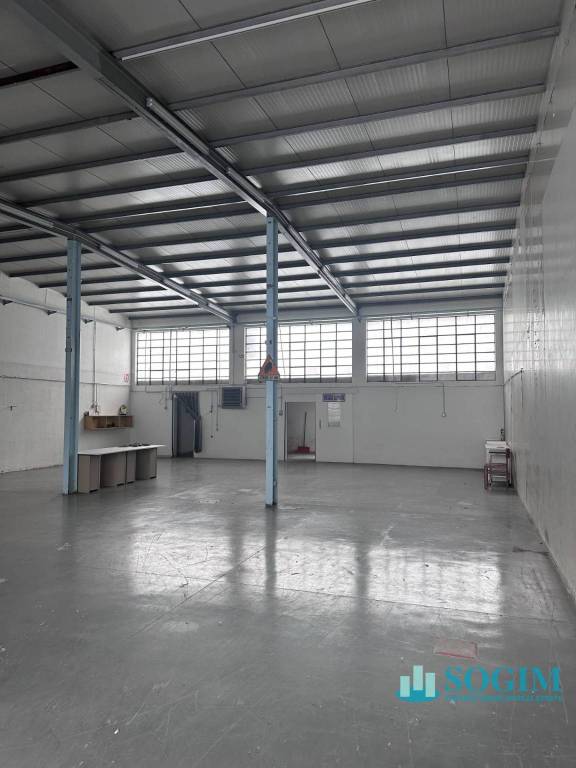negozio in vendita a Seveso