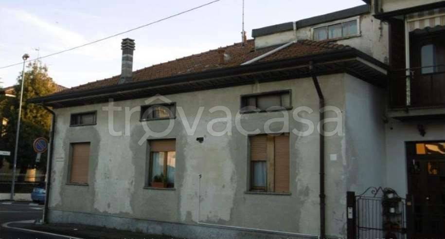 casa indipendente in vendita a Seveso