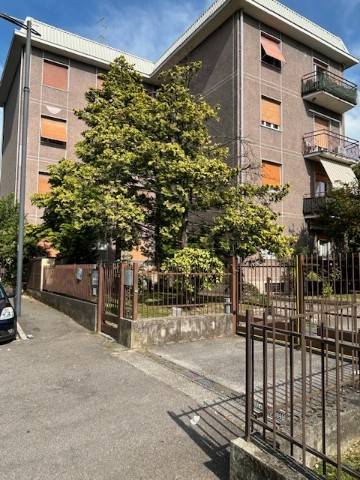 appartamento in vendita a Seveso in zona Baruccana