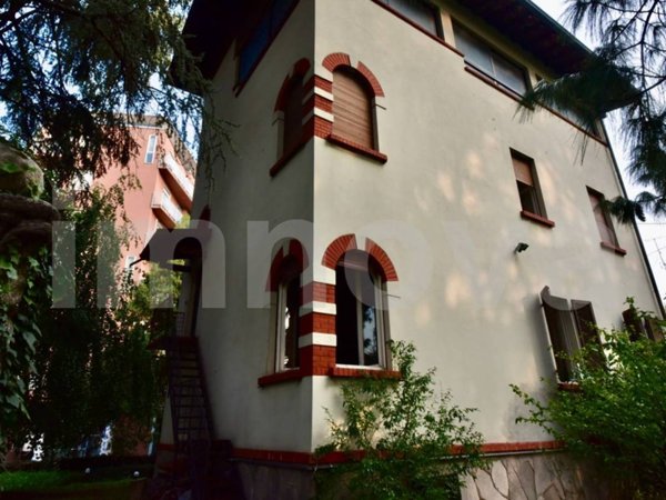 casa indipendente in vendita a Seveso in zona Baruccana