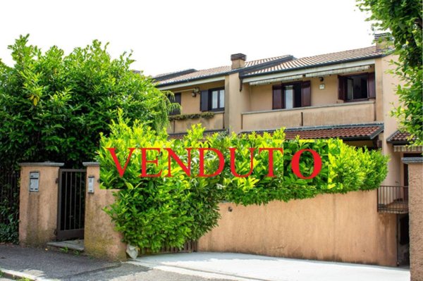 casa indipendente in vendita a Seveso