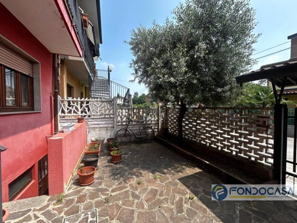 casa indipendente in vendita a Seveso