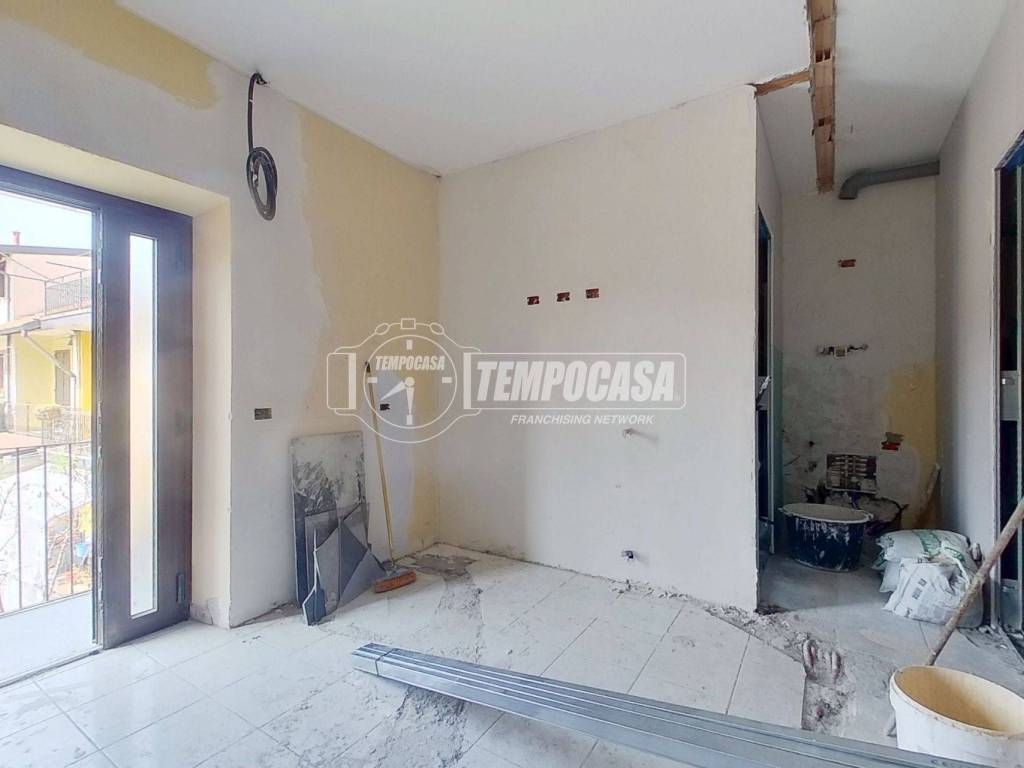 appartamento in vendita a Seveso in zona Baruccana