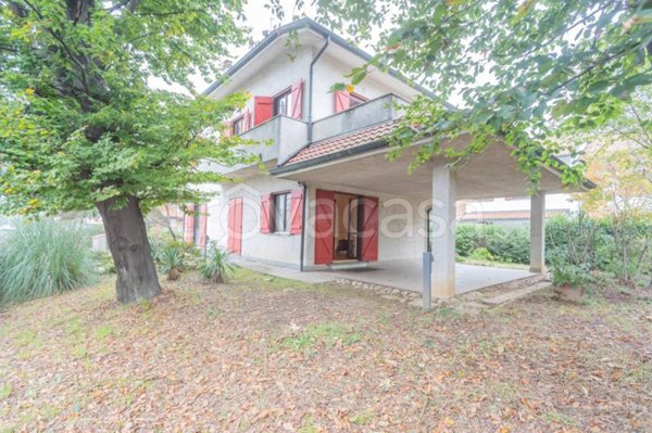 casa indipendente in vendita a Seveso