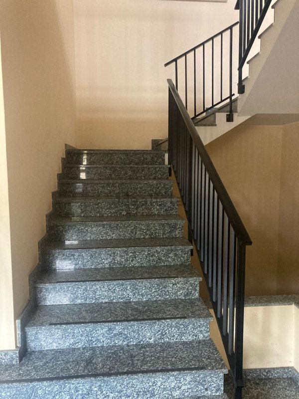 capannone in vendita a Seveso