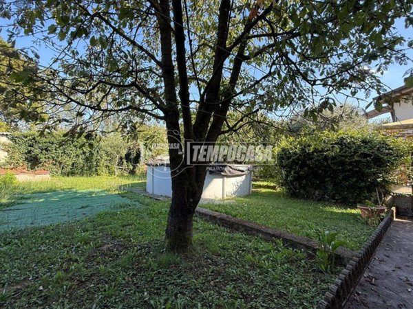 casa indipendente in vendita a Seveso