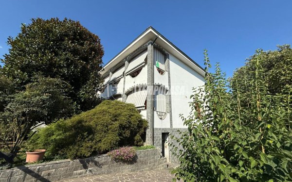 casa indipendente in vendita a Seveso