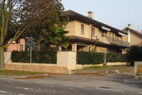 appartamento in vendita a Seveso