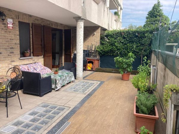 appartamento in vendita a Seveso in zona Baruccana