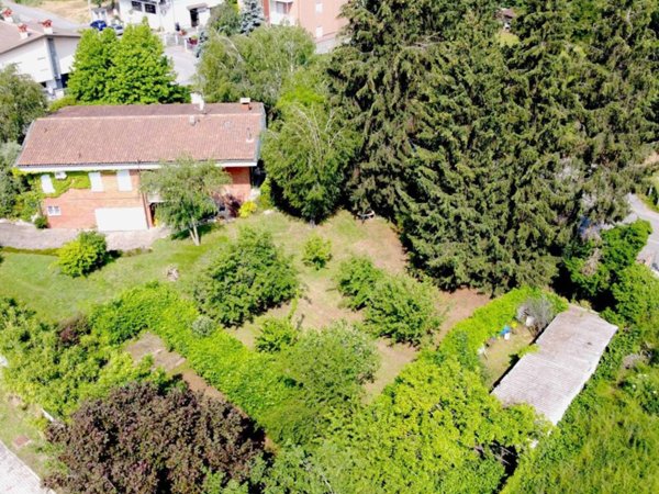 casa indipendente in vendita a Seveso in zona Baruccana
