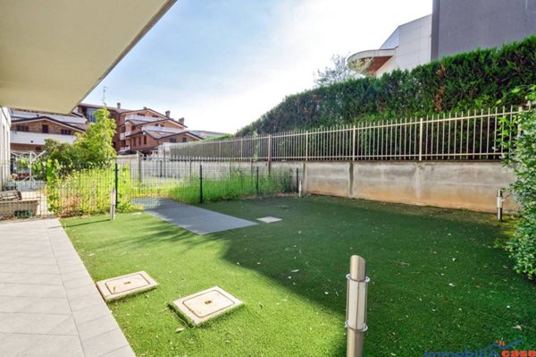 appartamento in vendita a Seveso in zona Baruccana