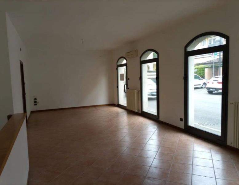 ufficio in vendita a Seveso