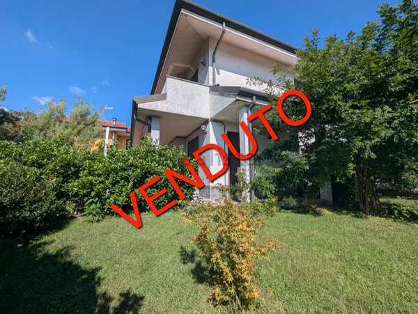 casa indipendente in vendita a Seveso