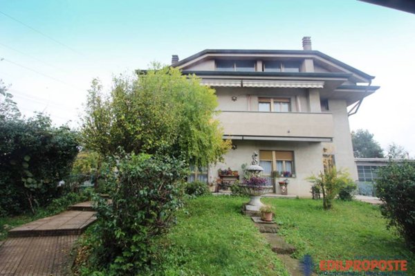 casa indipendente in vendita a Seveso