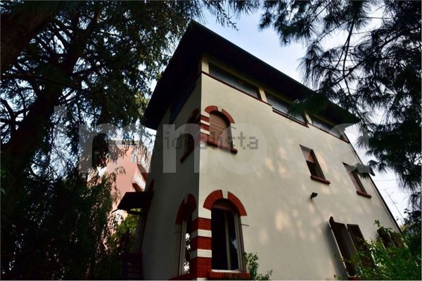 casa indipendente in vendita a Seveso