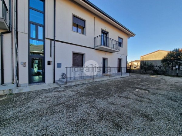 appartamento in vendita a Seveso in zona Baruccana