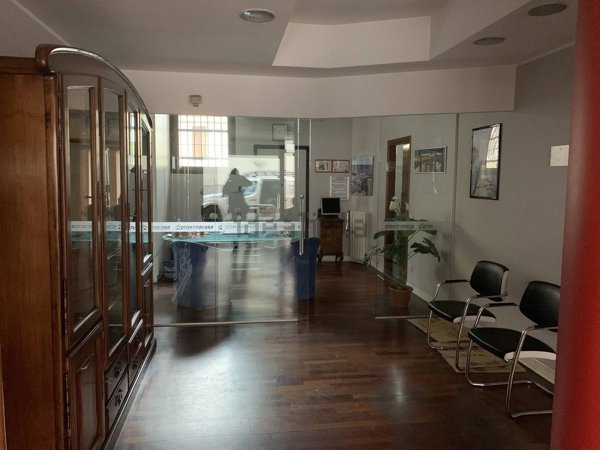 ufficio in vendita a Seveso