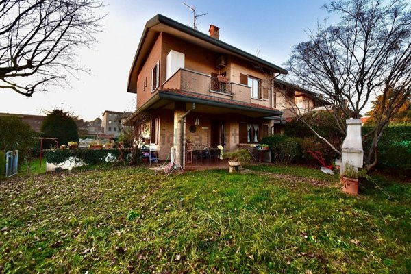 casa indipendente in vendita a Seveso