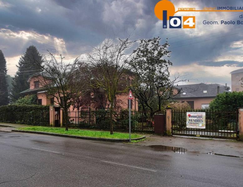 casa indipendente in vendita a Seveso