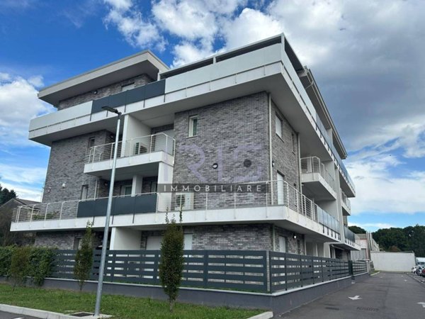appartamento in vendita a Seveso in zona Baruccana