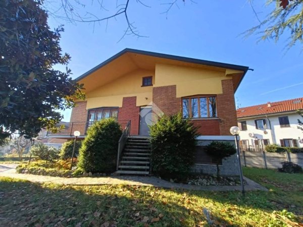 casa indipendente in vendita a Seveso