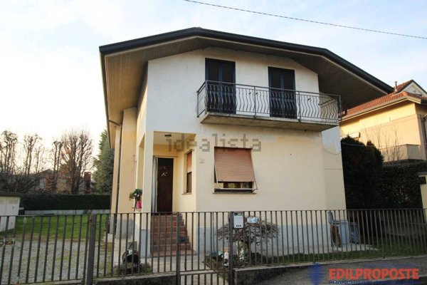 casa indipendente in vendita a Seveso
