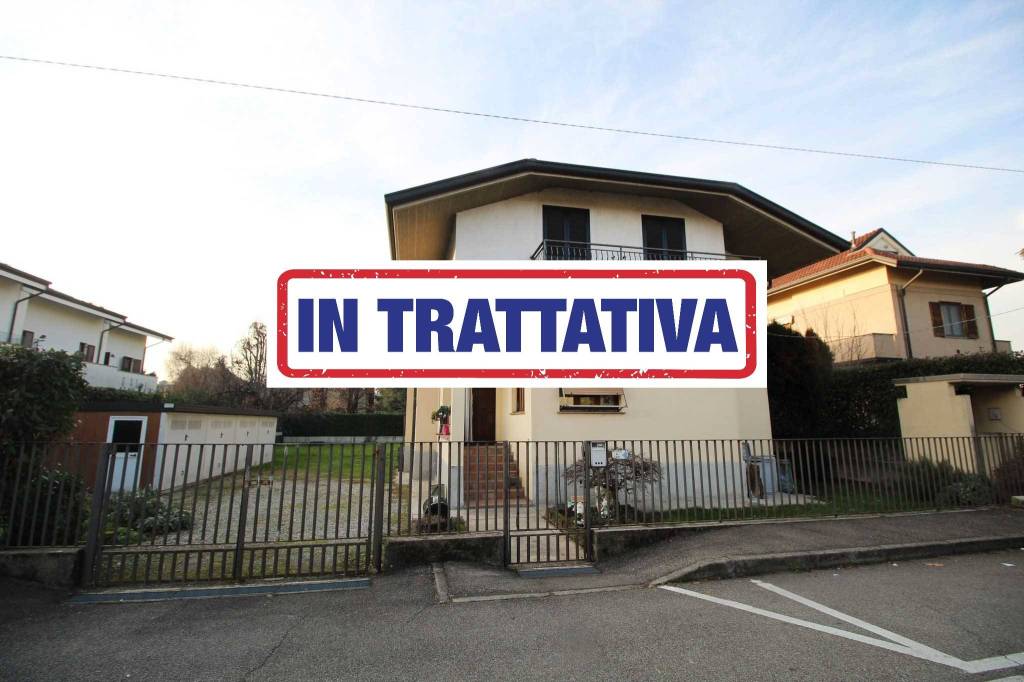 casa indipendente in vendita a Seveso