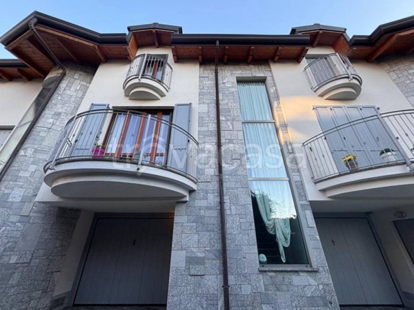 casa indipendente in vendita a Seveso