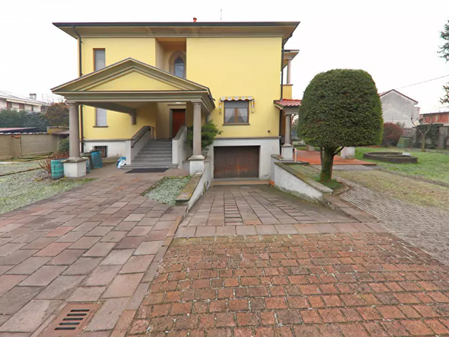 casa indipendente in vendita a Seveso