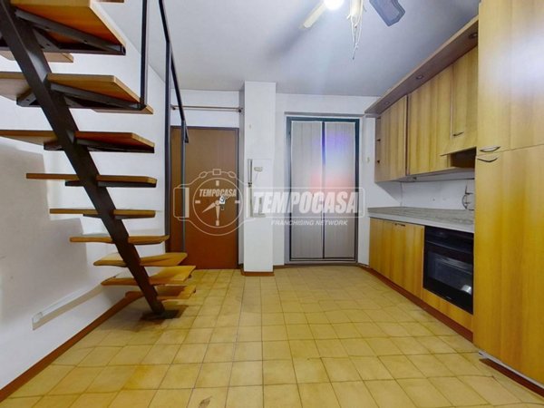 appartamento in vendita a Seveso in zona Baruccana