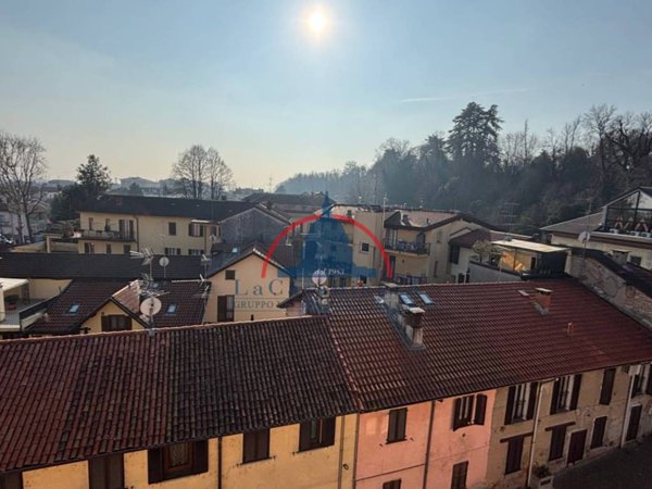 appartamento in vendita a Seveso in zona Baruccana