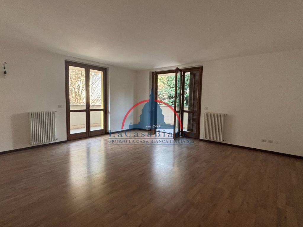 appartamento in vendita a Seveso in zona Baruccana