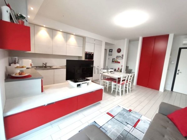 appartamento in vendita a Seveso in zona Baruccana