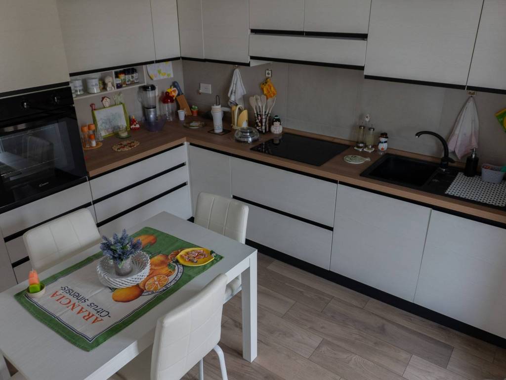 appartamento in vendita a Seveso