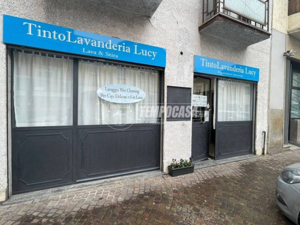 negozio in vendita a Seveso