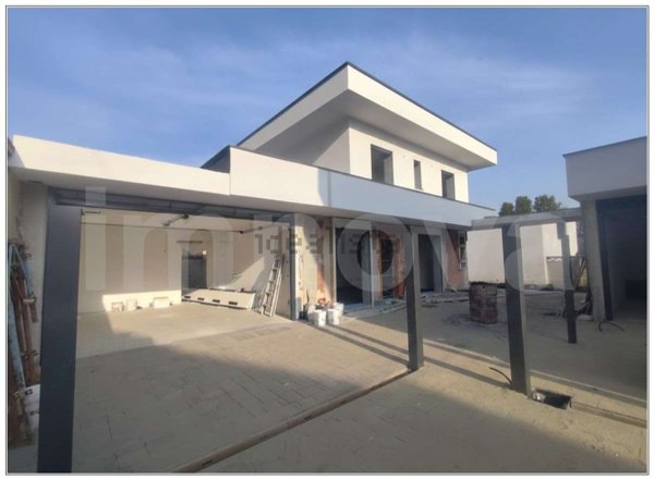 quadrivano in vendita a Seveso