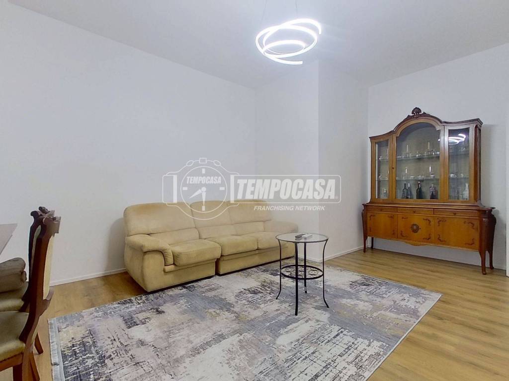 appartamento in vendita a Seveso in zona Baruccana