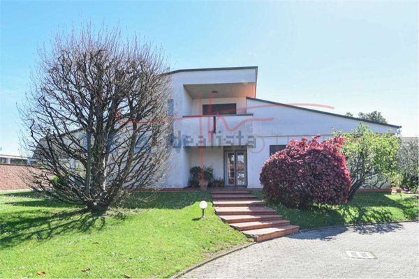 casa indipendente in vendita a Seveso
