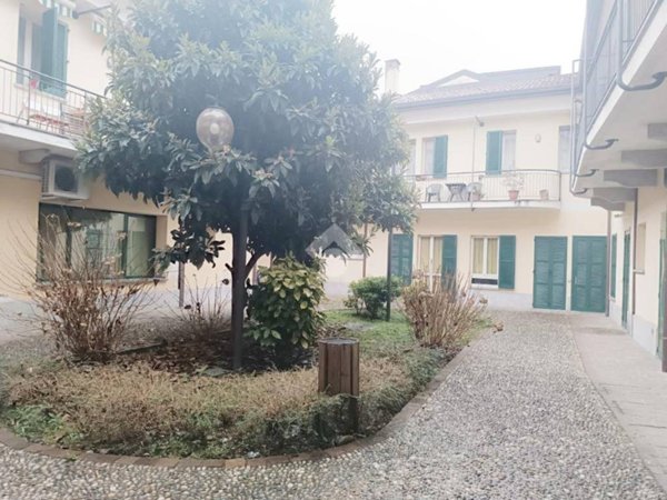 appartamento in vendita a Seveso in zona Baruccana