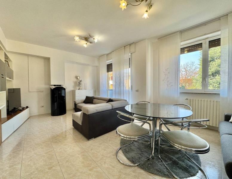 casa indipendente in vendita a Seveso