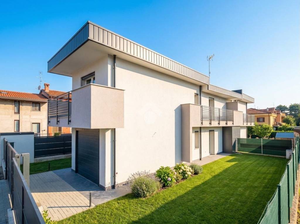 casa indipendente in vendita a Seveso in zona Baruccana