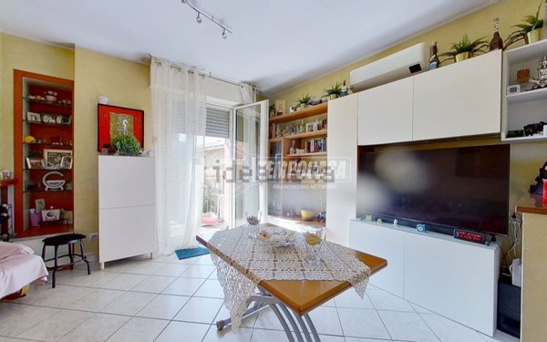 appartamento in vendita a Seveso in zona Baruccana