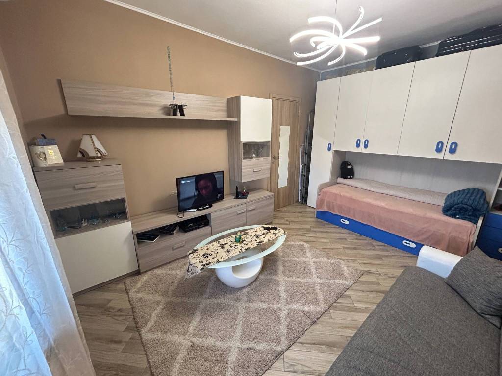 appartamento in vendita a Seveso in zona Baruccana