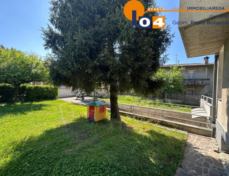 casa indipendente in vendita a Seveso